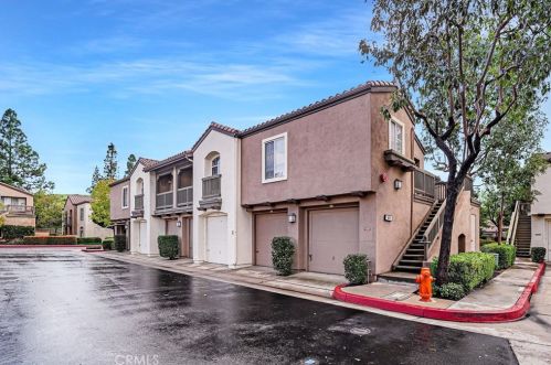 152 Cross Creek Rd, Orange CA  92869-5881 exterior