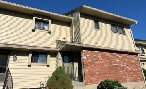 705 Summer Hill Dr, Wapping, CT 06074-2881