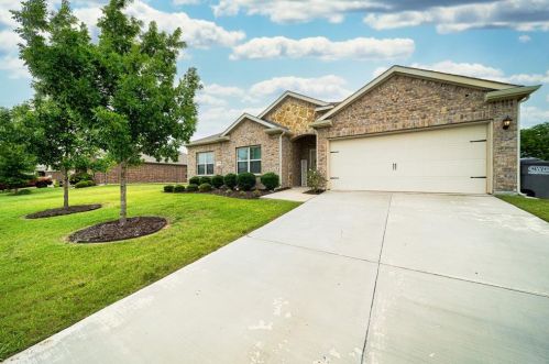 1128 Monaco Dr, Princeton, TX 75407-0316