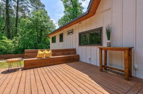3878 Foxford Dr, Atlanta GA  30340-4407 exterior