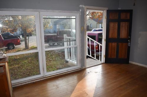 809 Dent St, Garland TX  75040-4921 exterior