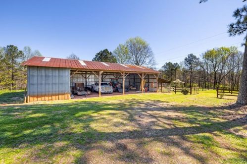 2445 Lyle Field Rd, Jefferson GA  30549-1943 exterior