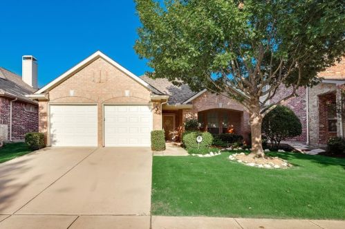 1590 Meadows Ave, Argyle TX  76226-6630 exterior