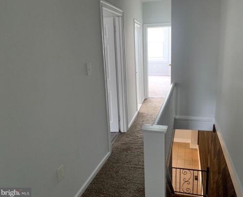 4922 10th St, Philadelphia PA  19141-3902 exterior