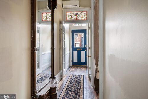 758 10th St, Philadelphia PA 19123-1966 exterior