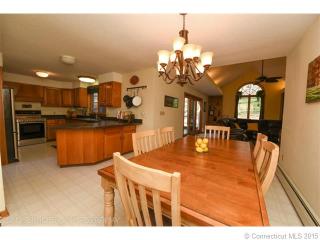 102 Creamery Rd, Durham, CT 06422-3407