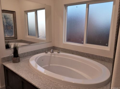 634 Circlewood Dr, Paradise CA 95969-5704 exterior