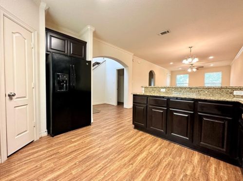 212 Tesch St, Bellvue TX  77418-2332 exterior