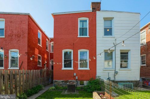 317 Ross St, Lancaster PA  17602-1941 exterior