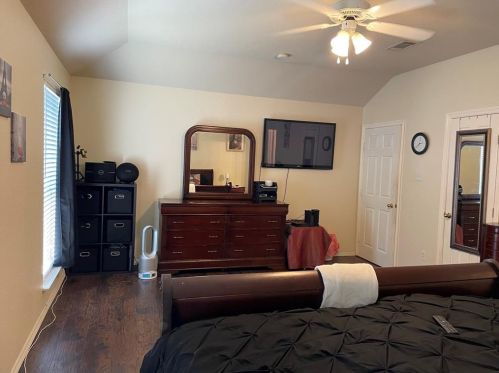 4600 Fox Meadows Ln, Midlothian TX  76063-6741 exterior