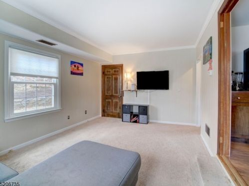 10 Long Ridge Rd, Dover NJ  07869-4564 exterior