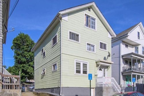 47 Zone St, Providence, RI 02908-4840