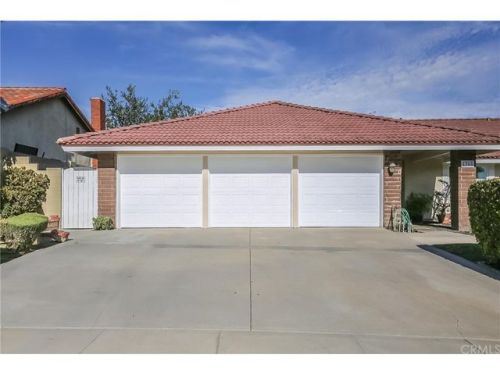 1365 Manzanita Dr, Fullerton, CA 92833-1335