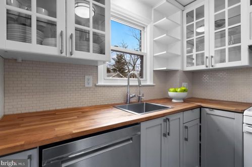 730 Gist Ave, Silver Spring MD 20910-4920 exterior