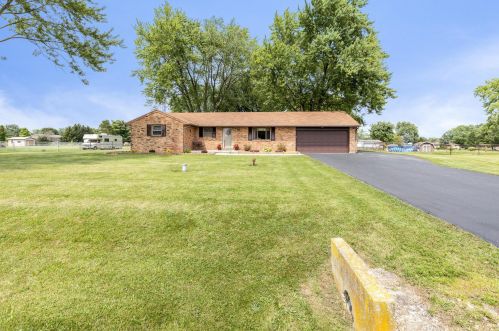 3270 Tamarack Ave, Springfield, OH 45502-9525
