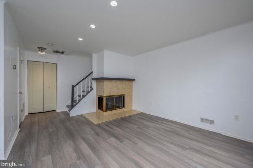 92 Oneill Ct, Trenton NJ  08648-2653 exterior
