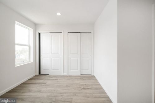 2543 11 St, Philadelphia PA  19133-1413 exterior