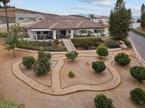 14229 Dove Cyn Dr, Riverside CA  92503-6418 exterior