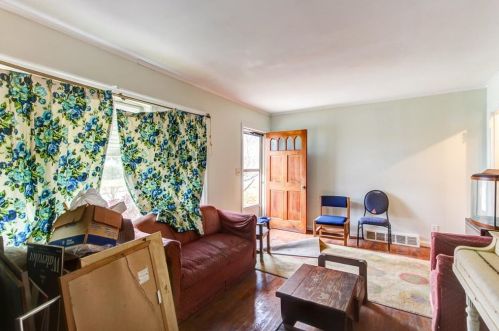 1487 Mercer Ave, Atlanta GA  30337-1515 exterior