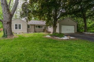 1997 Grange View Dr, Dayton, OH 45432-2031