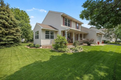 8009 Greenbriar Ln, Saint Paul MN  55125-8472 exterior