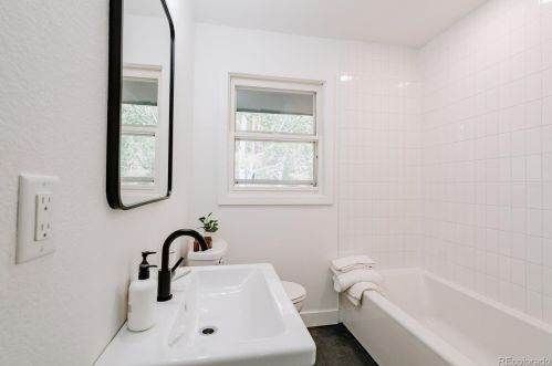 10476 Horizon View Dr, Morrison CO  80465-2337 exterior