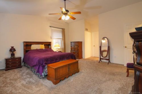 11 Heather Ridge Ct, Miami OH  45056-9502 exterior