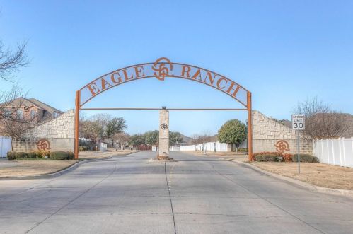 7120 Brekenridge Dr, Fort Worth TX  76179-2569 exterior