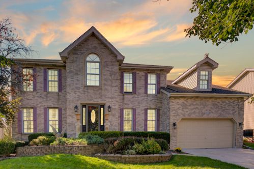 890 Somerset Dr, Carol Stream IL  60188-6078 exterior