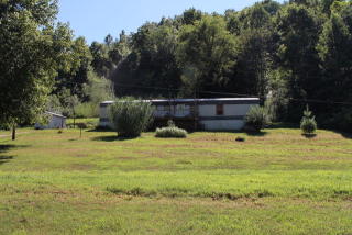 3898 Mcbroom Branch Rd, Baxter, TN 38544-3953