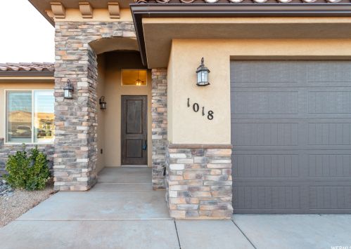 1018 Ocotillo Dr, Washington, UT 84780-8878