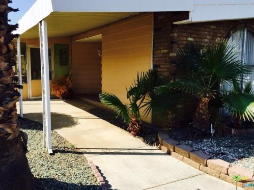 245 Laredo Dr, Palm Springs, CA 92264-6427