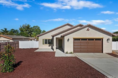 1359 1st St, Norco, CA 92860-2906