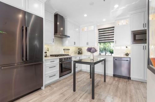 78 Bower Tree, Irvine CA  92603-0106 exterior