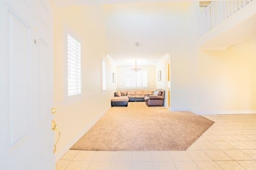 8482 Alexandria St, Riverside CA  92508-8109 exterior