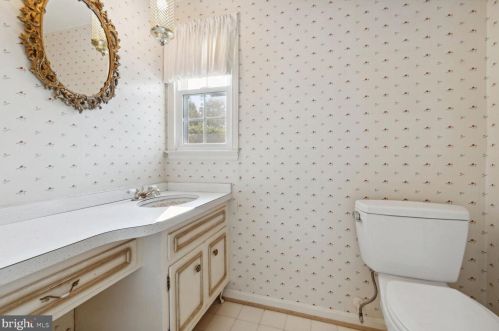 2417 Gate Dr, Silver Spring MD 20906-2207 exterior