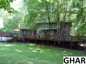 611 Aspen Ln, Lebanon, PA 17042-9002