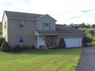 157 Moore Rd, Butler, PA 16001-1311