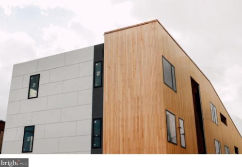 1617 Hope St, Philadelphia PA 19122-3206 exterior