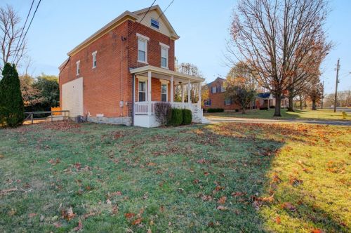 7350 Forest Ave, Cincinnati, OH 45231-4253