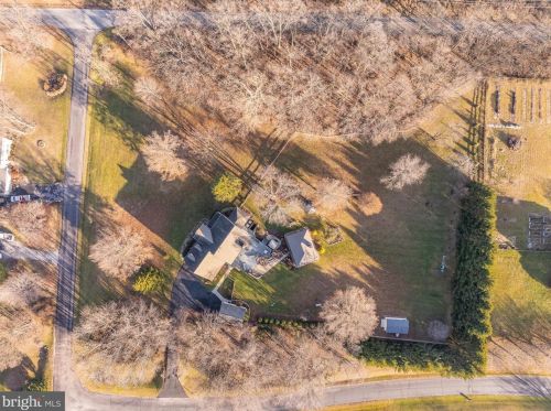 874 Pheasant Hill Rd, Summit Point WV  25446-3634 exterior