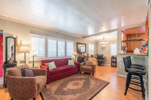 4877 Nevada St, Bell, CA 90201-2719