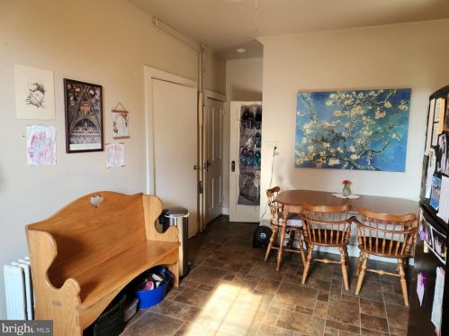 750 Summit Dr, Lancaster PA  17601-1152 exterior