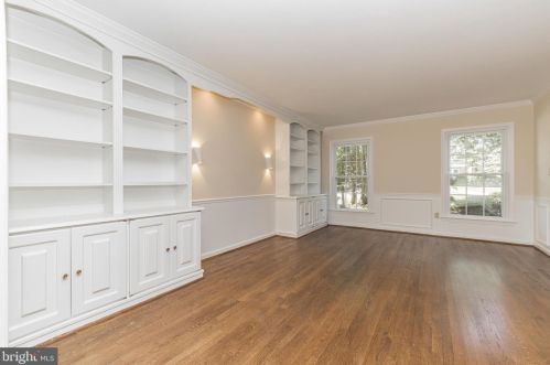 13825 Gate Dr, Silver Spring MD 20906-2208 exterior