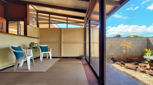 1376 Uila St, Honolulu HI  96818-1940 exterior