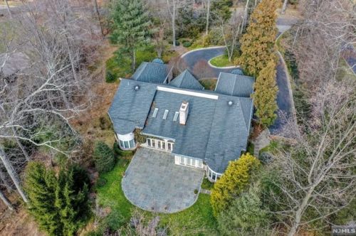 20 Church Rd, Upper Saddle River, NJ 07458-3015