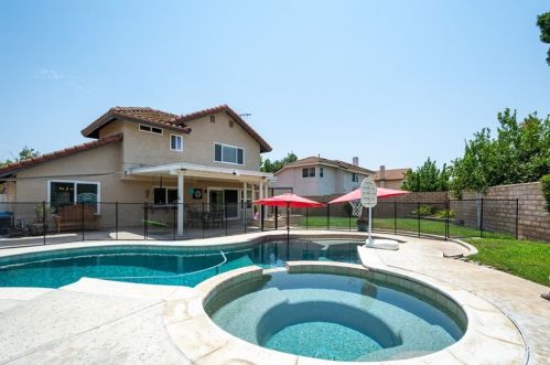 11421 Rancho Del Oro Dr, Riverside CA  92505-3582 exterior