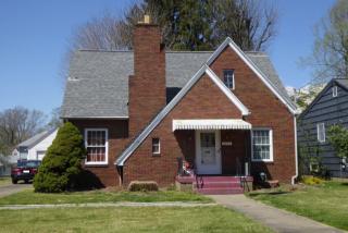 3409 Beech St, Parkersburg, WV 26104-1628