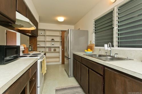 3317 Huelani Dr, Honolulu HI  96822-1276 exterior