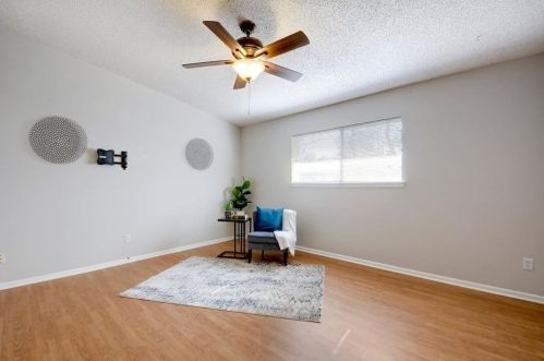 1305 August Dr, Austin TX  78753-2909 exterior